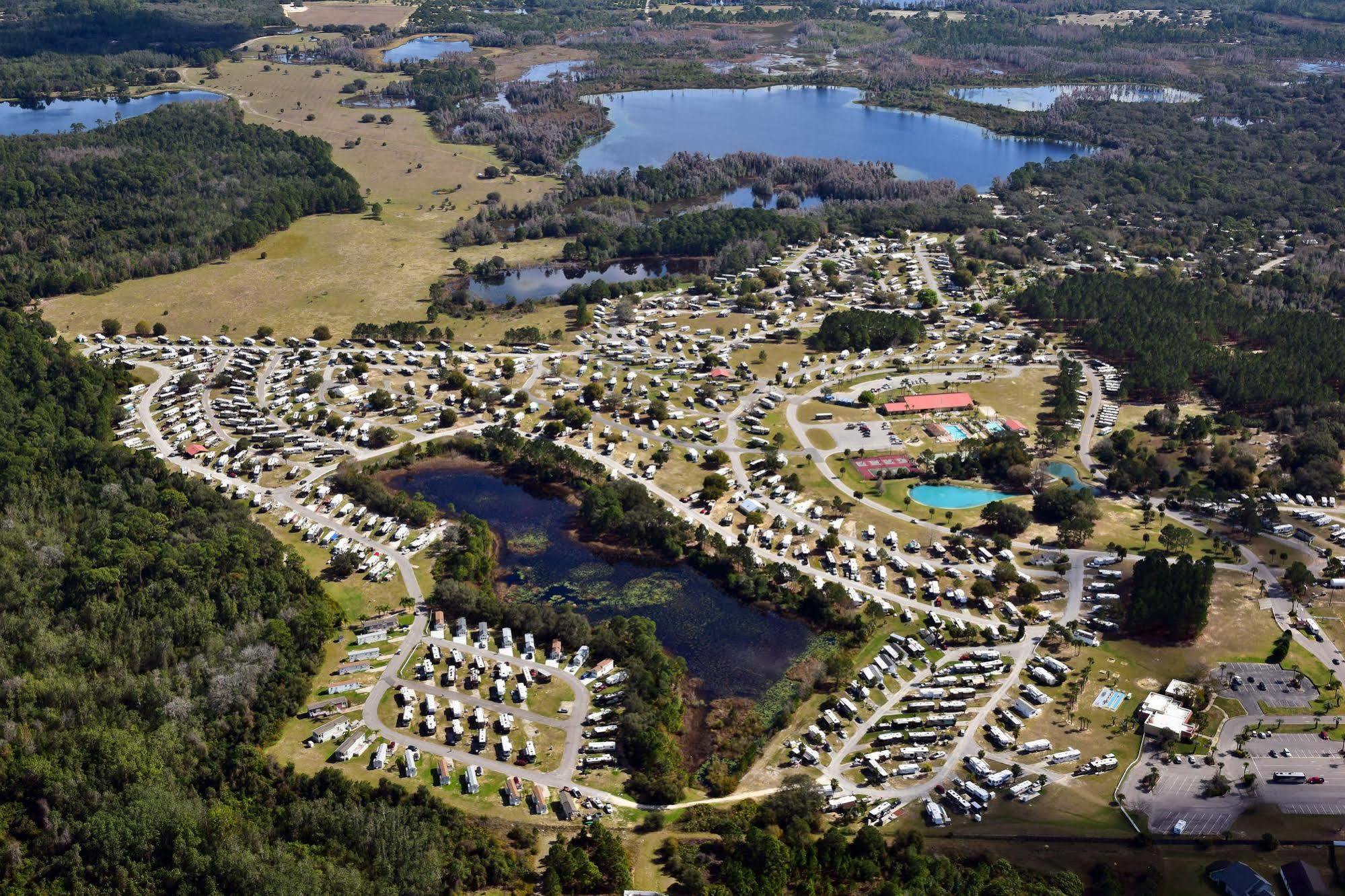 Clerbrook Golf & Rv Resort Caravan Park Clermont Exteriör bild